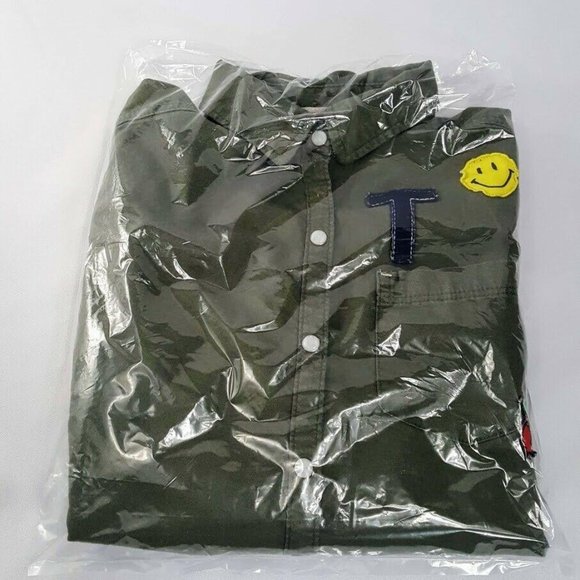 Tractr Girl's Shirt Size L 14-16 Pearl Snap Olive Green W Patches Rayon Cotton - Picture 10 of 10
